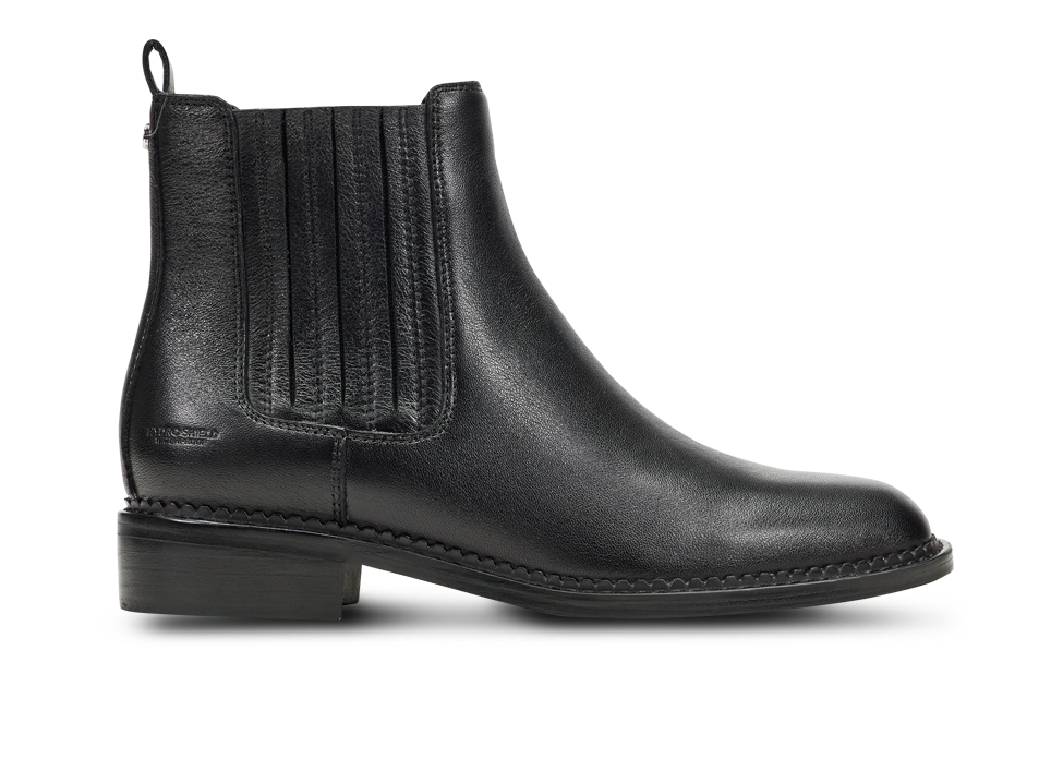 Shoe_953x653px_1